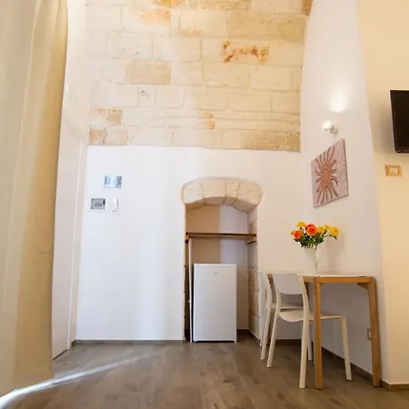Sun House Rooms Guest house